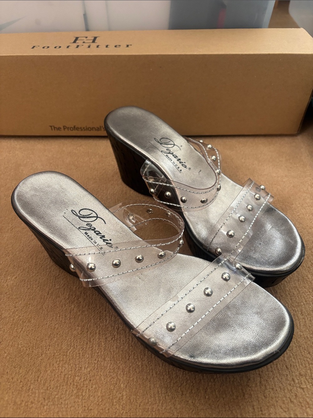 Vintage Dezario clear Studded Wedge Sandals size 39 / 8 US